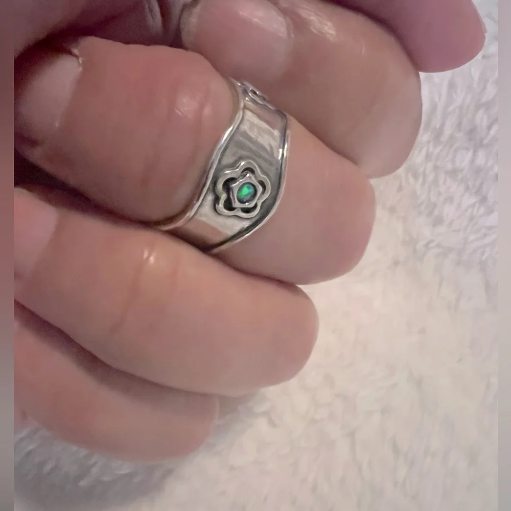 Vintage Shube’s Sterling Genuine Opal .925 Ring - Picture 2 of 9